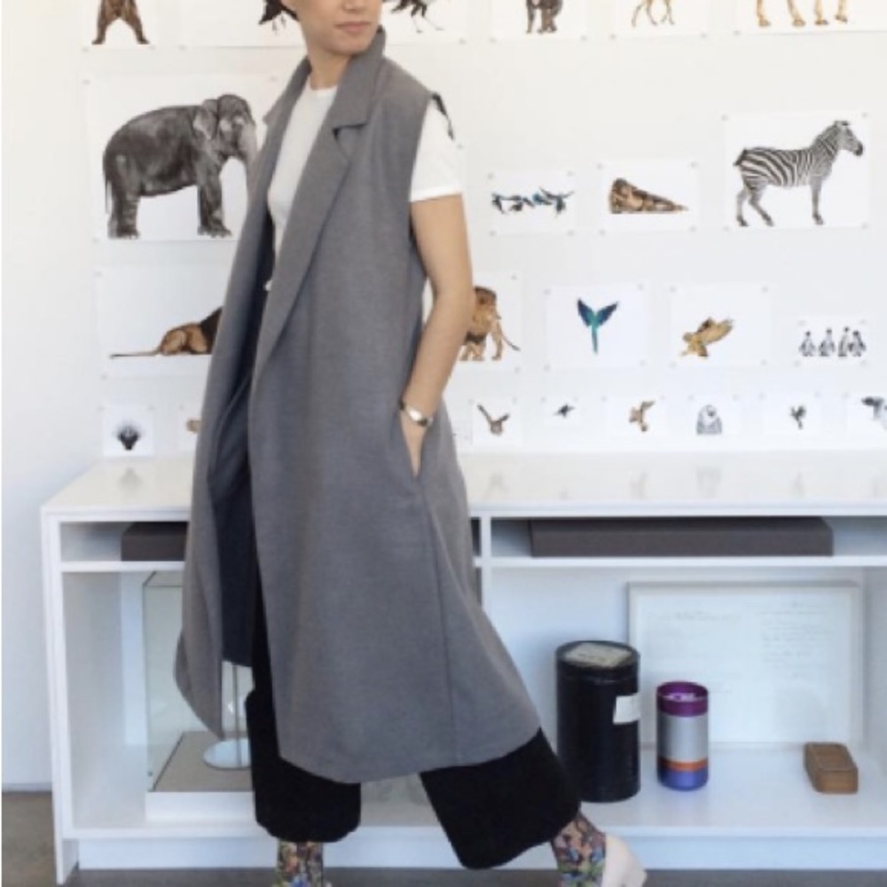 Jesse Kamm Vestido Vest Coat • Grey • 80% Wool / 20% Dakram • S
